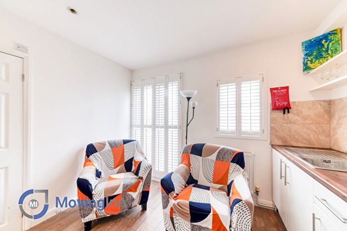 1 Bedroom Flat To Rent In Meadvale Road, Croydon, Surrey, CR0