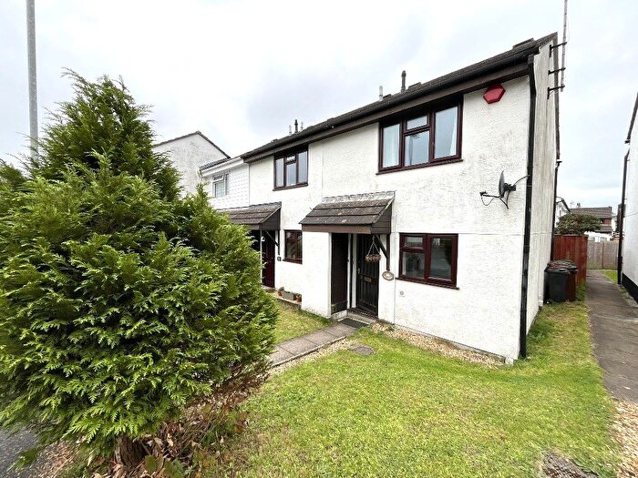 2 Bedroom End Of Terrace House To Rent In St. Boniface Close, Plymouth, PL2