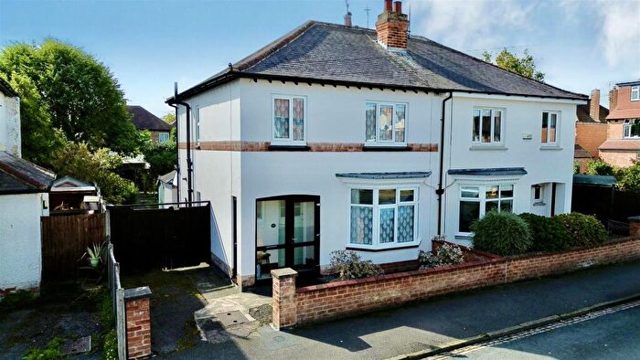 3 Bedroom Semi-Detached House For Sale In Mayfield Drive, Loughborough, LE11