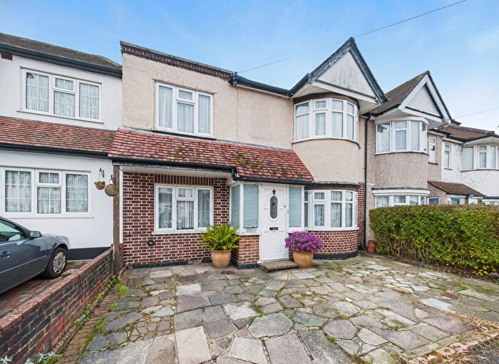 5 Bedroom End Terrace House For Sale In Beverley Road, Ruislip, HA4
