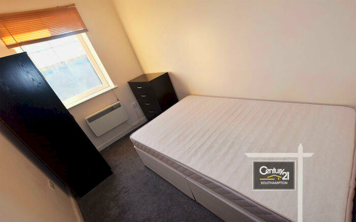 1 Bedroom Flat To Rent In |Ref: |, Hanover Court, Southampton, SO14