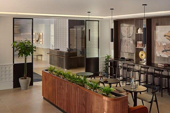 Studio To Rent In Warroch Place, Glasgow, G3