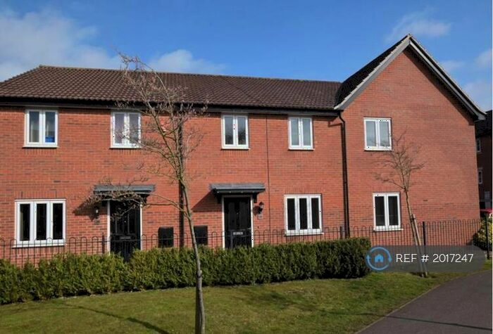 3 Bedroom Semi-Detached House To Rent In Coleridge Way, Oakham, LE15