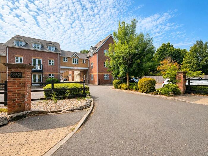 2 Bedroom Flat For Sale In Solent Court, Bells Lane, Stubbington, Fareham, PO14