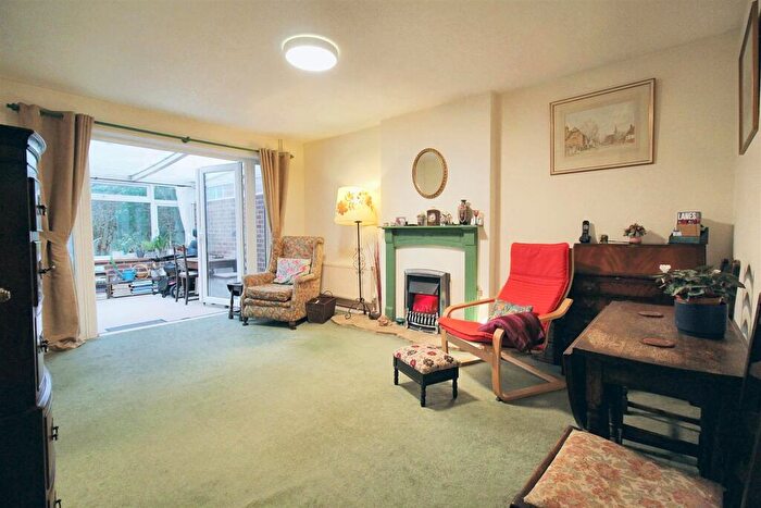 2 Bedroom Semi-Detached Bungalow For Sale In Sapwell Close, Aylsham, NR11
