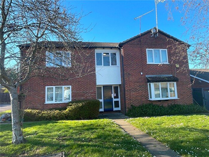 Studio For Sale In Sorrel Close, Luton, LU3