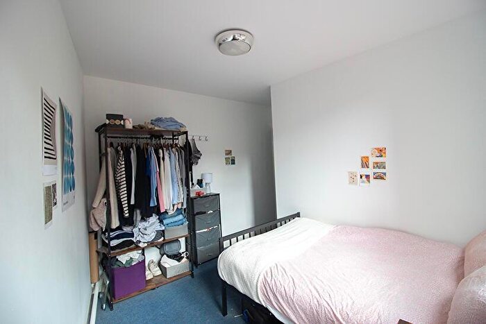 3 Bedroom Flat To Rent In -Royal House, Nottingham, NG1
