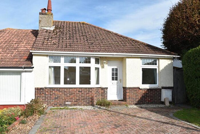 2 Bedroom Bungalow To Rent In Brightling Road, Polegate, BN26