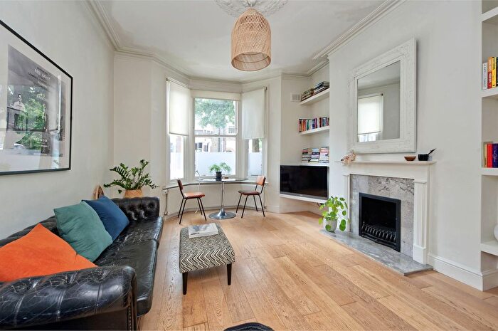 2 Bedroom Flat To Rent In Hormead Road, Notting Hill, W9