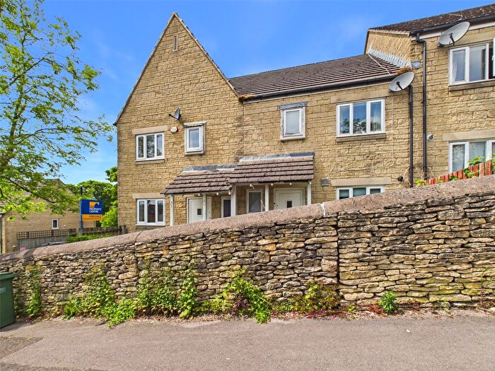 2 Bedroom End Of Terrace House For Sale In Hollow Lane, Stroud, GL5