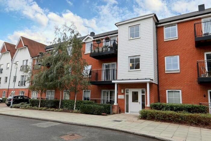 1 Bedroom Flat To Rent In Mere Road, Dunton Green, Sevenoaks, TN14