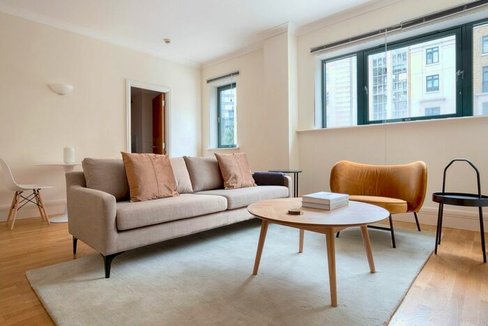 2 Bedroom Flat To Rent In Waterloo, London, SE1