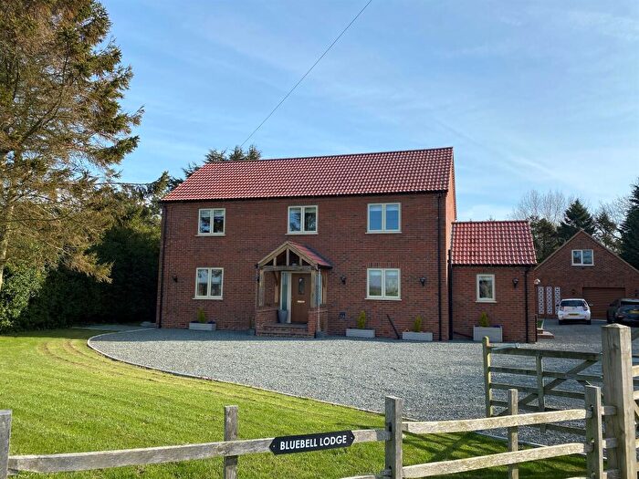 4 Bedroom Detached House For Sale In North End, Saltfleetby, Louth, LN11