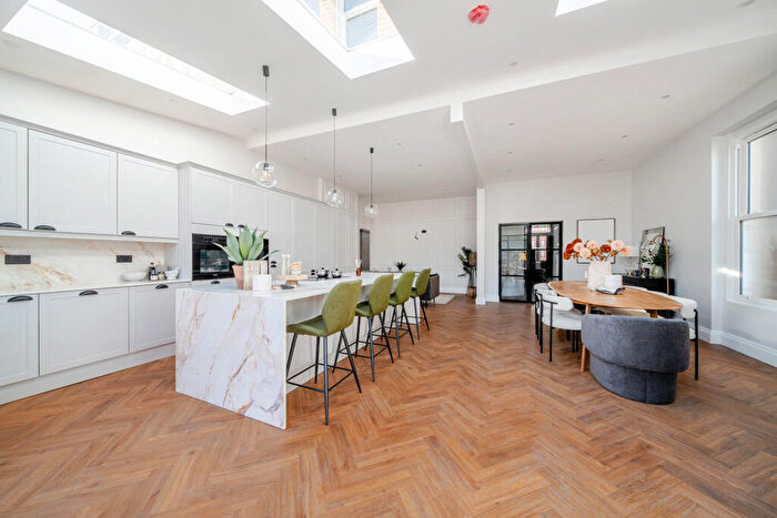 6 Bedroom Semi Detached House For Sale In Queens Road, Beckenham, BR3