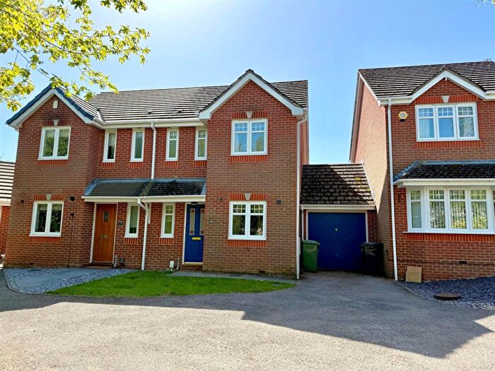 3 Bedroom Semi Detached House For Sale In Thyme Avenue, Whiteley, Fareham, PO15