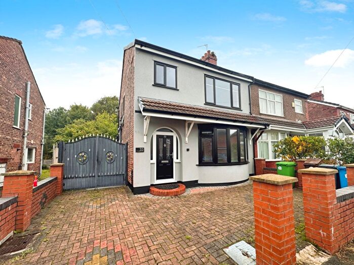 3 Bedroom Semi-Detached House To Rent In Milford Drive, Levenshulme, Manchester, M19