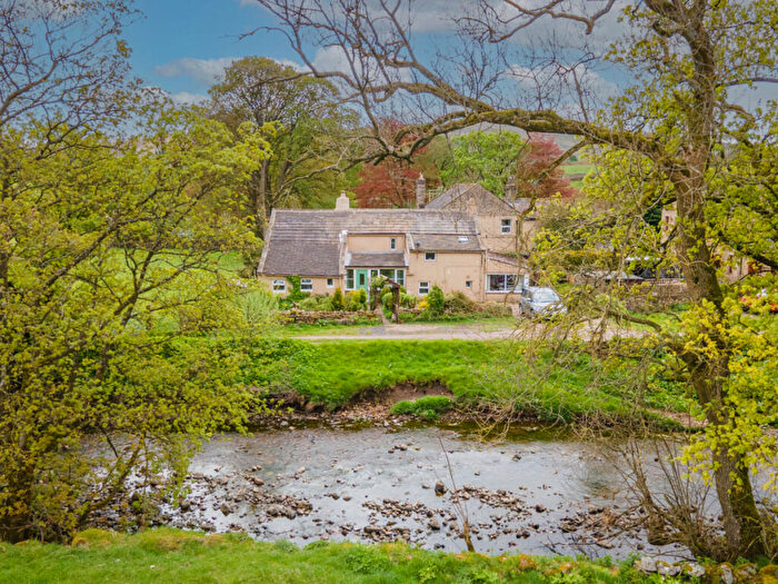 3 Bedroom Character Property For Sale In Appersett, Hawes, DL8