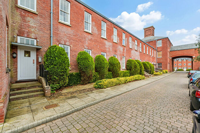 2 Bedroom Apartment For Sale In Consort Mews, Knowle, PO17