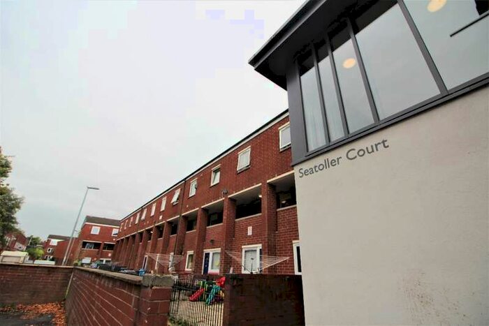 2 Bedroom Property To Rent In Royton Hall Park Oldham, OL2