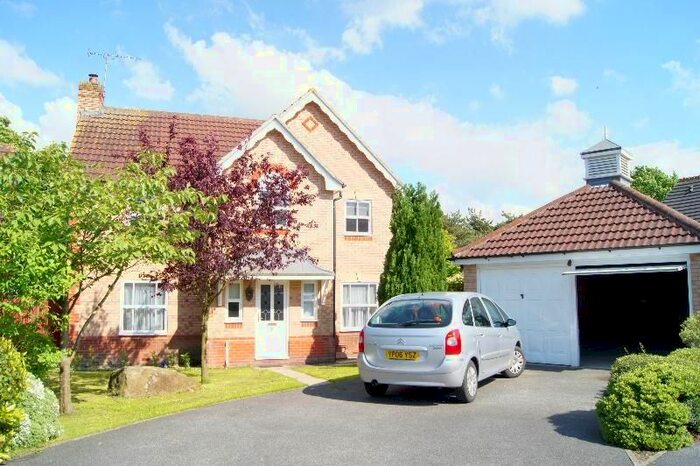 4 Bedroom Detached House To Rent In Long Crag View, Harrogate, North Yorkshire, Uk, HG3