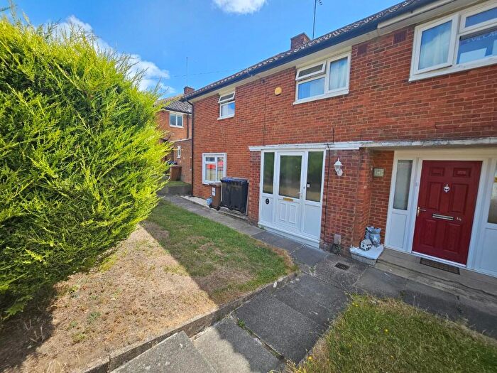 3 Bedroom Semi-Detached House For Sale In Medway Drive, Kings Heath, Northampton, NN5
