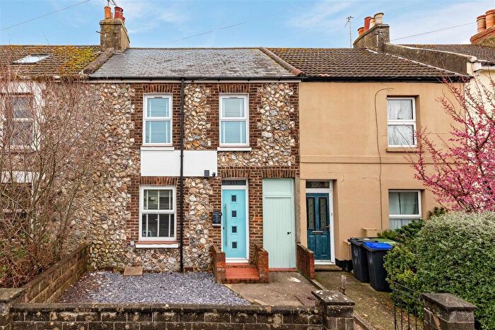 3 Bedroom Terraced House For Sale In Ham Road, Worthing, BN11