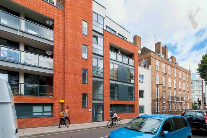 2 Bedroom Flat For Sale In Goldsmiths Row, Bethnal Green, E2
