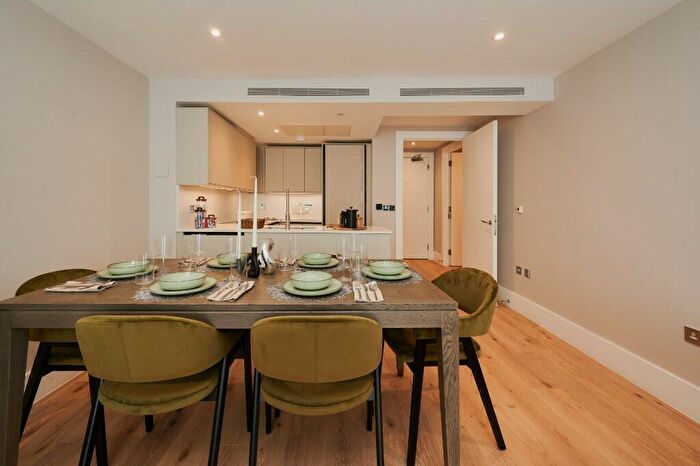 3 Bedroom Apartment To Rent In Flat, Baker, Baker Street, London, NW1