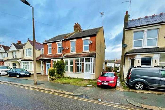 2 Bedroom Property To Rent In Central Avenue, Southend-On-Sea, SS2