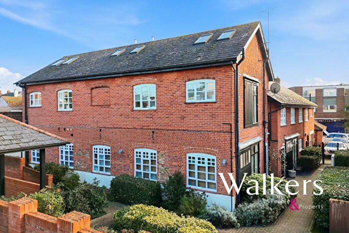 2 Bedroom Apartment For Sale In The Warehouse, Market Place, Ingatestone, CM4