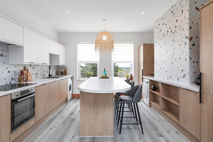 6 Bedroom Terraced House To Rent In Incredible Bedroom Student House, Yarborough Road, Lincoln, LN1