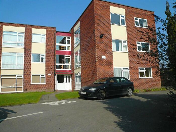 1 Bedroom Flat To Rent In Beech Court, Beech Grove, Sale, M33