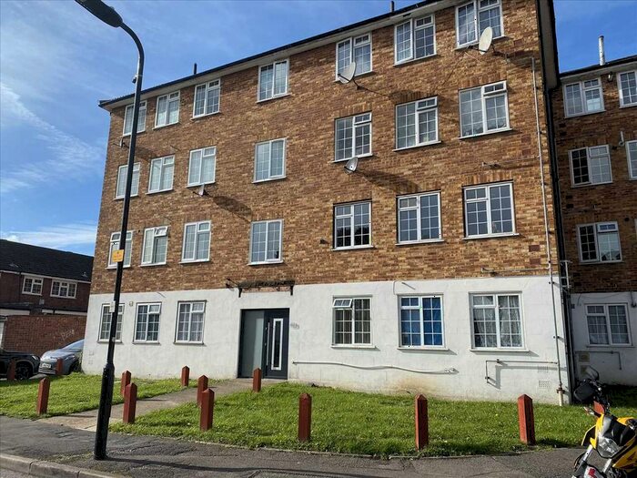 2 Bedroom Flat To Rent In Barbican Road, Greenford, UB6