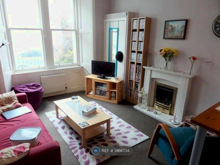 1 Bedroom Flat To Rent In Springwell Place, Edinburgh, EH11