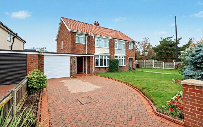 3 Bedroom Semi Detached House For Sale In Heath Crescent, Hellesdon, Norwich, Norfolk, NR6