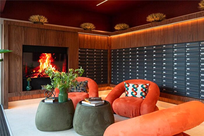 2 Bedroom Apartment To Rent In Dutton Street, Manchester, M3