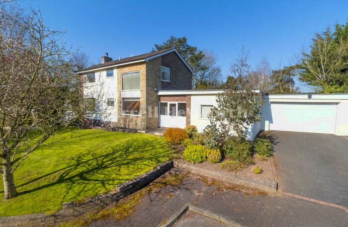 4 Bedroom House For Sale In Pinewood Close, Lancaster, LA2