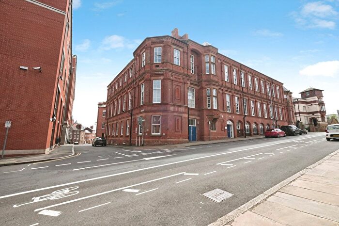 1 Bedroom Flat For Sale In Park Row, Nottingham, Nottinghamshire, NG1