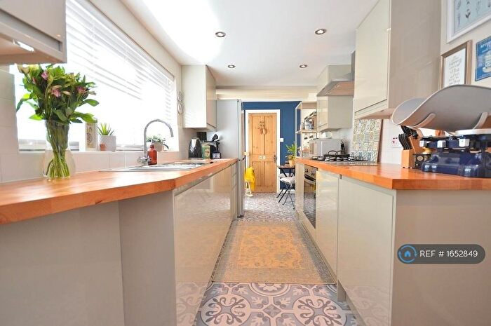 2 Bedroom Terraced House To Rent In Harold Street, Northampton, NN1