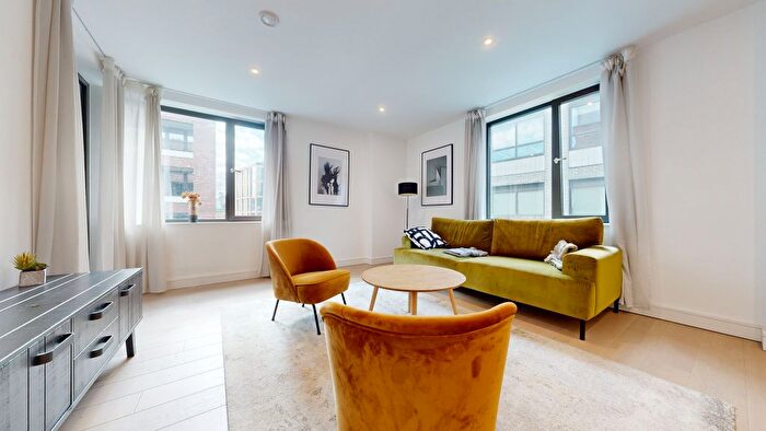 3 Bedroom Flat To Rent In Gorsuch Place, London, E2