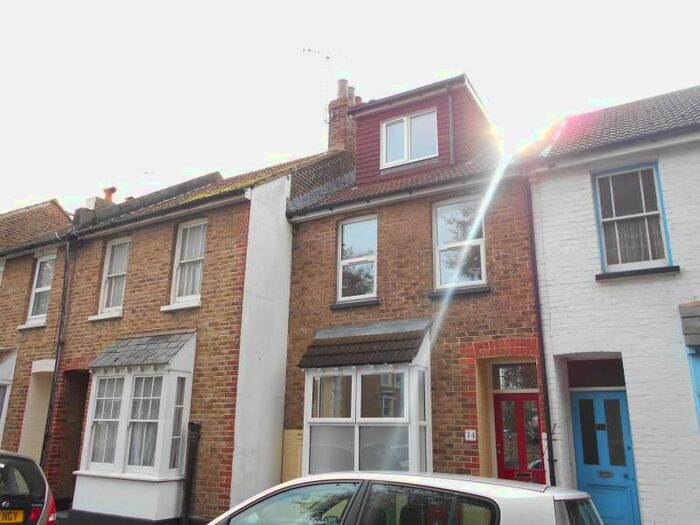 5 Bedroom Town House To Rent In William Street, Bognor Regis PO21