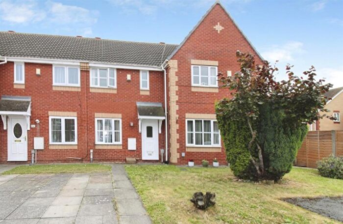 2 Bedroom Terraced House For Sale In St Aidans Way, HU9