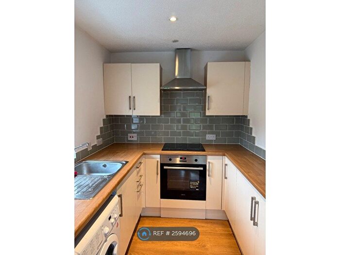 1 Bedroom Flat To Rent In River Court, Sawbridgeworth, CM21