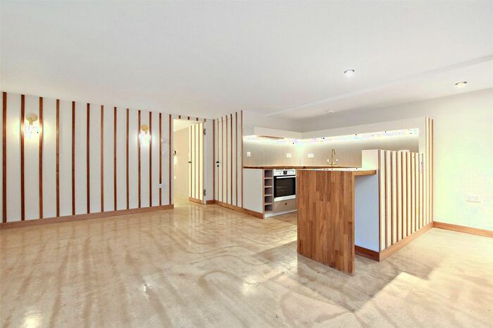 1 Bedroom Flat To Rent In Mildenhall Road, London, E5