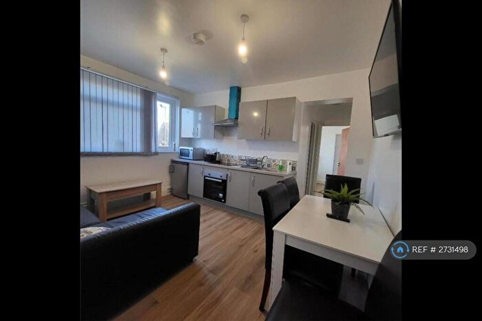 2 Bedroom Flat To Rent In Coniston Road, Patchway, Bristol, BS34