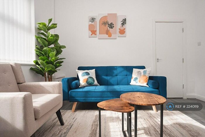 4 Bedroom Terraced House To Rent In Bishop Road, Liverpool, L6