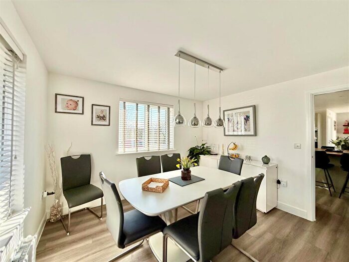 4 Bedroom Detached House For Sale In Tamerton Foliot, Plymouth, PL5