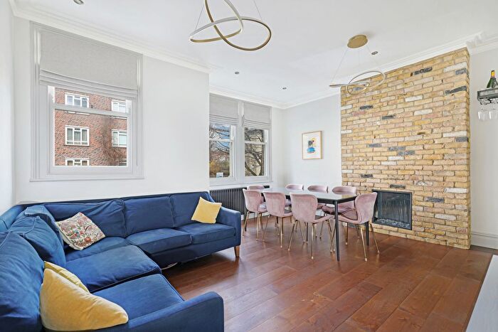 2 Bedroom Flat To Rent In Lofting Road, Barnsbury, N1
