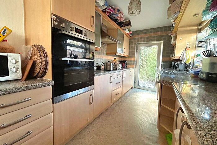 3 Bedroom Semi-detached House For Sale In Warwick Drive, Sale, M33