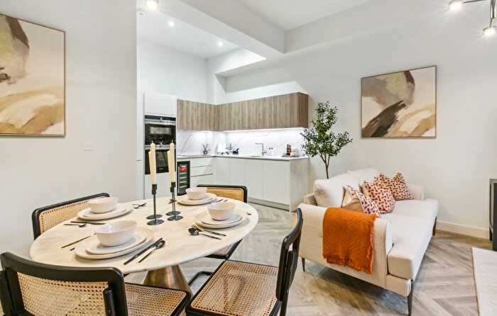 1 Bedroom Flat For Sale In Glenburnie Road, London, SW17